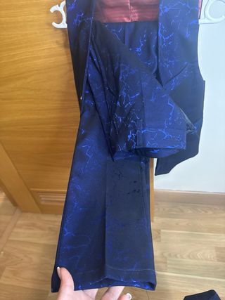 Traje completo niño azul estampado talla 160/80