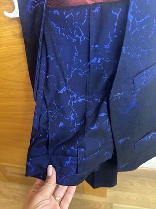 Traje completo niño azul estampado talla 160/80