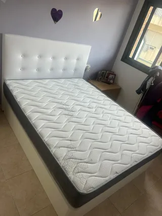 Canapé cama y colchón