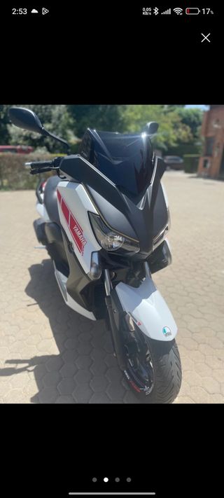 YAMAHA XMAX 125 - 23000 kms  2016