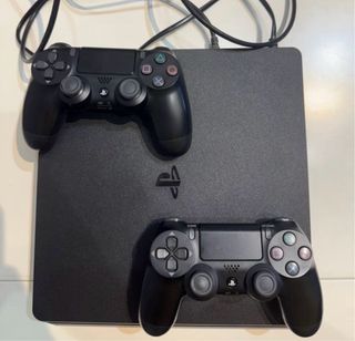 PS4 (PlayStation 4) Nera