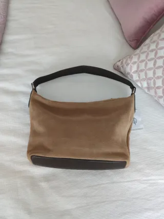 Bolso de piel ante beige y marrón