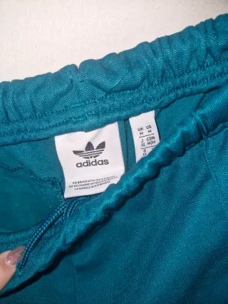 T-shirt e pantaloni Adidas uomo taglia M