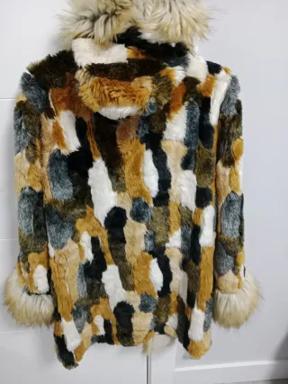 Abrigo pelo sintético multicolor