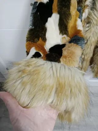 Abrigo pelo sintético multicolor