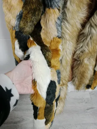 Abrigo pelo sintético multicolor