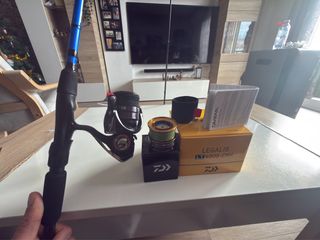 Caña hart y carrete Daiwa Legalis LT CXH 4000