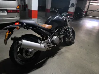 Ducati Monster 620 Dark.