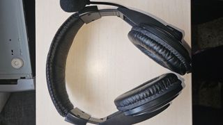 Auriculares Trust Quasar con micrófono