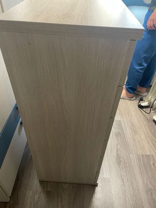 Cama 90cm con mesita y armario