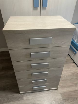 Cama 90cm con mesita y armario