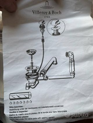 Piletta Villeroy & Boch con comando a pulsante
