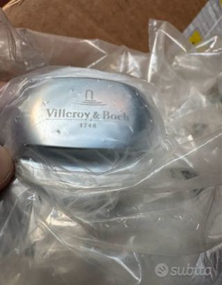 Piletta Villeroy & Boch con comando a pulsante