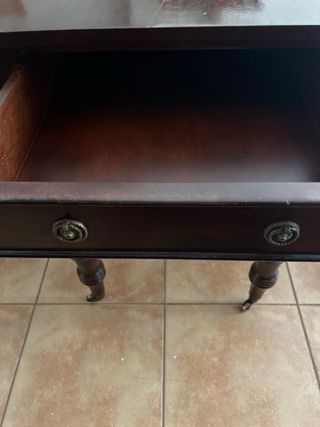 Mesa de madera Teka