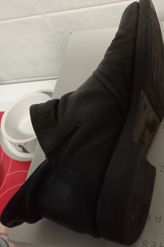 Stivaletti bassi in pelle nera - Tg 39