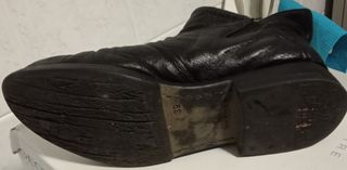 Stivaletti bassi in pelle nera - Tg 39