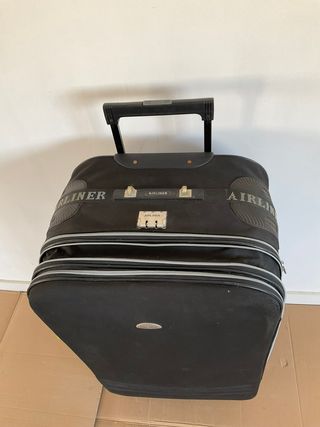 Maleta Airliner Negra con Ruedas