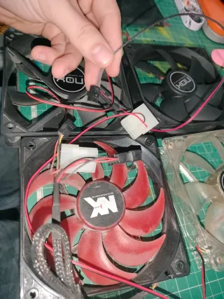 Pack 4 Ventiladores NOX + Filtros Antipolvo