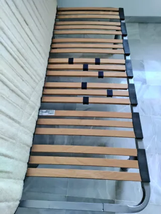 Cama con somier y colchón