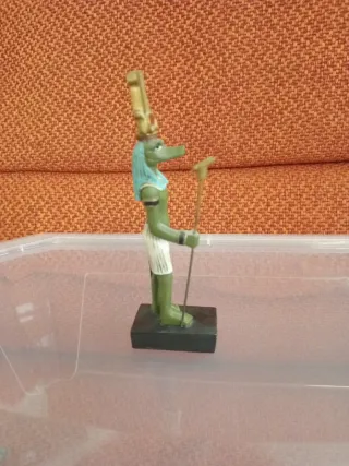 Statuetta Hachette divinità egizia Sebek