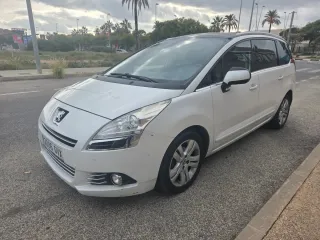 Peugeot 5008 2010