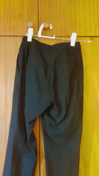 Pantalón Zara pinzas negro Talla S