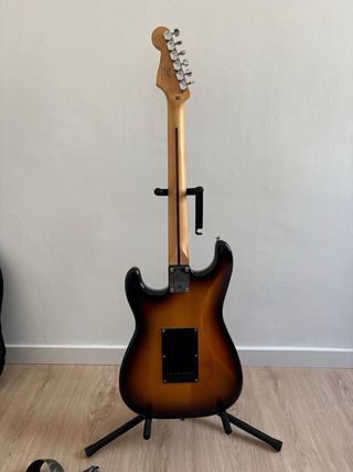 Combo Guitarra Eléctrica Squier Fender Como Nueva!