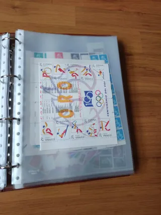 Álbumes de sellos de España nuevos