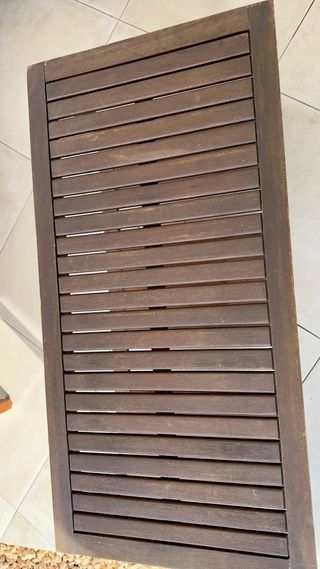 Conjunto 2 sofás y mesa de madera tropical