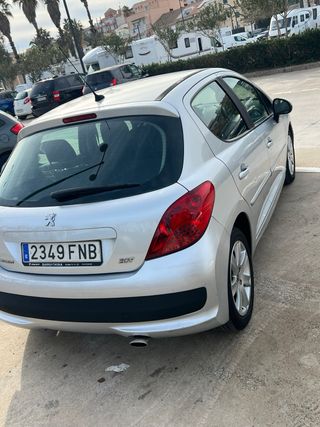 Peugeot 207 2007