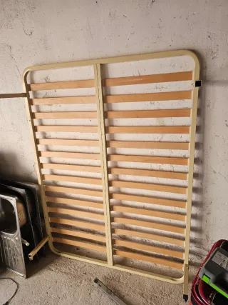 Somier metálico con láminas de madera