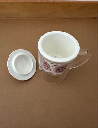 Caneca de vidro com tampa e funil