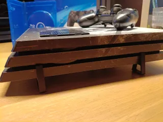 PS4 Pro Sony Negra ( con Magi@)