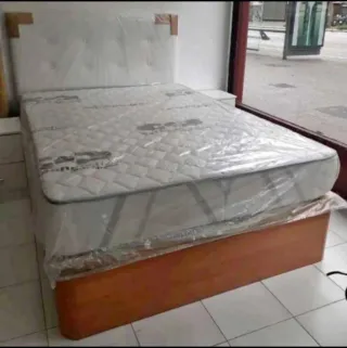 Cama canapé con colchón