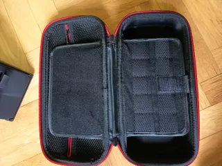 Nintendo Switch V2 + Accessori