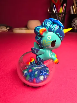 Tokidoki Neon Reef Mermicorno - Groovy Coral