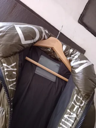 Anorak acolchado con capucha