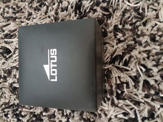 Reloj Lotus Plata y Blanco