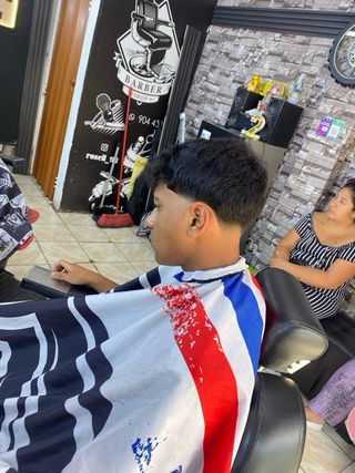Buscas un barbero sin salir de casa?