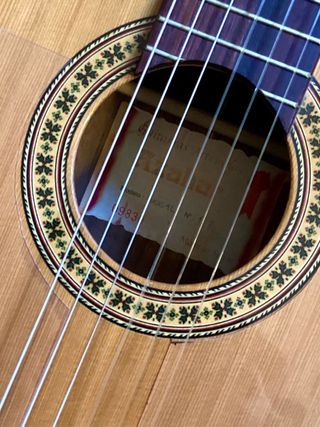 Guitarra Clásica Azahar Nogal