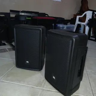 Altavoces JBL IRL 108 BT