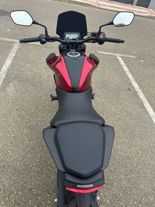 Honda CBF125NA Roja