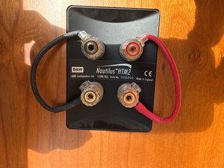 Altavoz Central B&W Nautilus HTM2 Negro