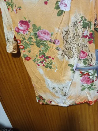 Blusa flores punto roma talla M