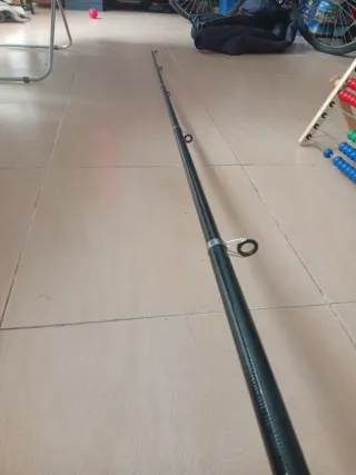 Caña de pescar TheGhost Volumen Carbón