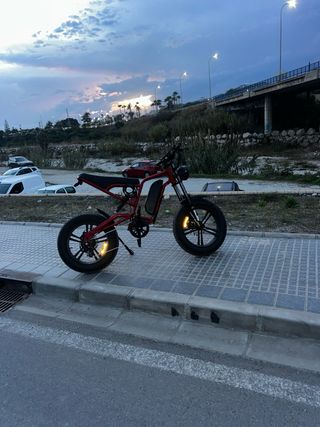 Bici Eléctrica HIDOES B6 1200W 48V 15Ah