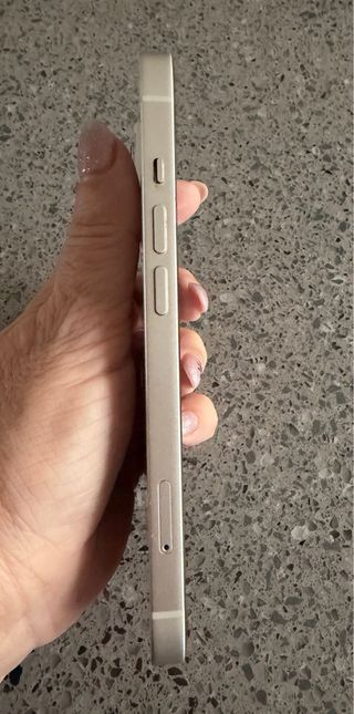 iPhone 13 128GB Blanco 74% Batería