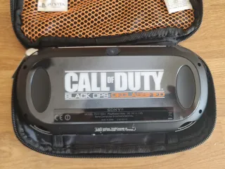 PS Vita OLED 128GB Edizione Call of Duty