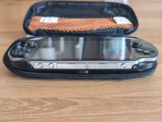 PS Vita OLED 128GB Edizione Call of Duty