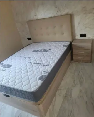 Canapé y colchon cama matrimonio